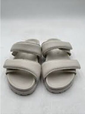 GIA x Pernille Sandals